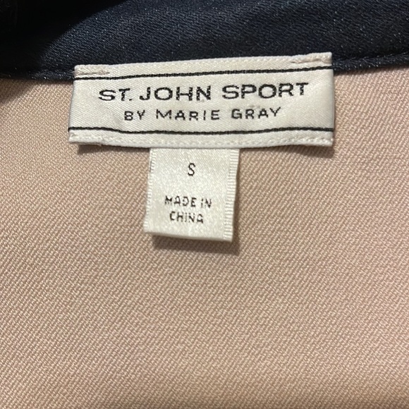 St. John Sport by Marie Gray tan jacket with front snaps. - Picture 2 of 4